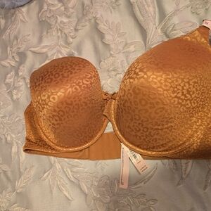 Victoria's Secret Leopard Jacquard Underwire Bra in Burnt Orange
